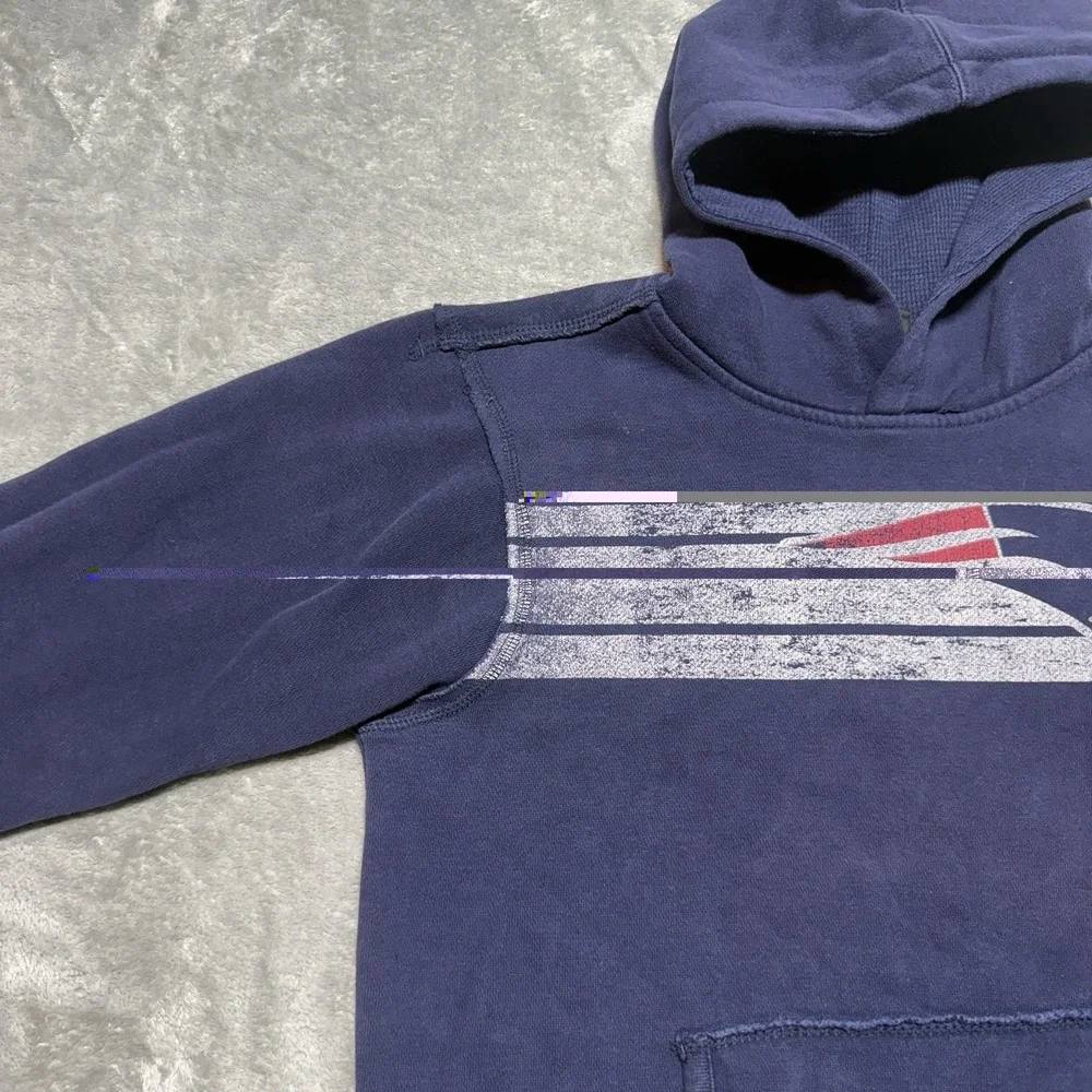New England Patriots Youth XL 14 Hoodie Distressed Blue Faded Y2K NFL - Picture 4 of 10